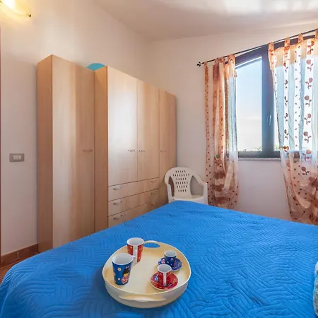 Holiday home Gelsomino Calasetta